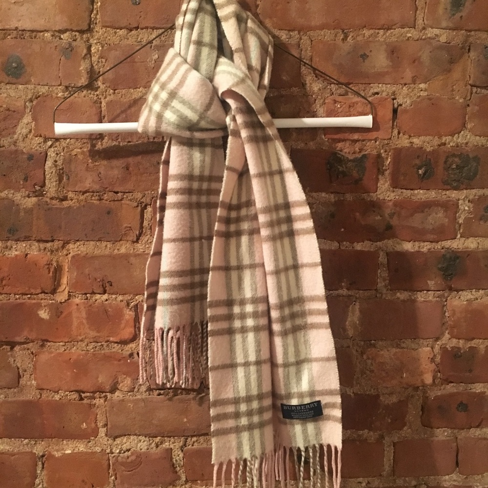 Burberry Cashmere Pink Scarf